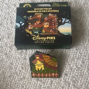 Disney Adventureland, limited edition, treehouse map piece